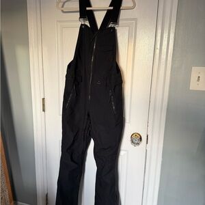 Volcom Black snow Jumpsuit